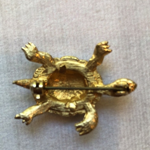 Patriotic Turtle Brooch Pin Gold tone Red White Blue Enamel Accents Crystal Eyes - Picture 7 of 10